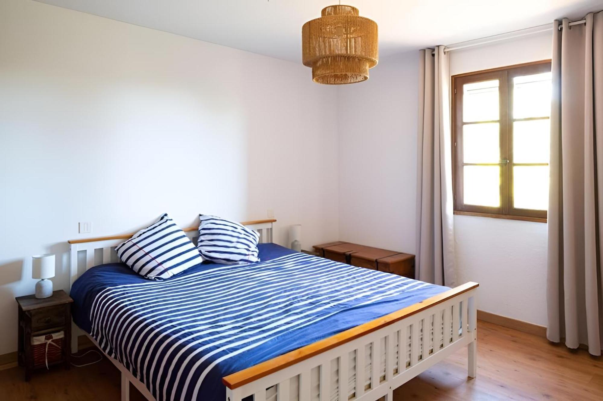 Mas Provencal De 120M2 En Camargue, Avec Piscine Et Parking Inclus, Ideal Pour Des Vacances Arles Bagian luar foto