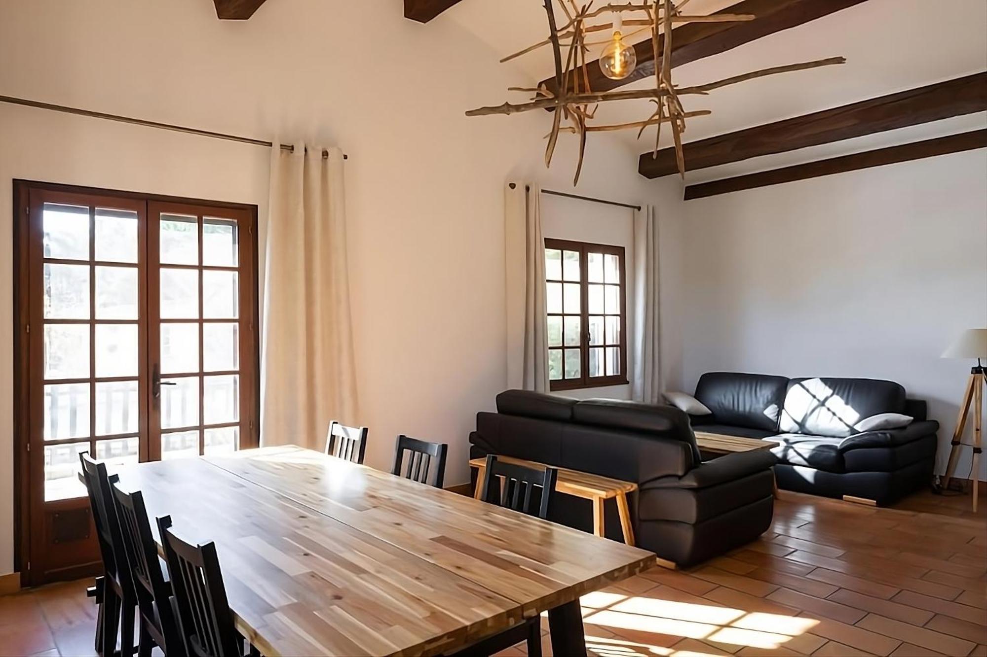 Mas Provencal De 120M2 En Camargue, Avec Piscine Et Parking Inclus, Ideal Pour Des Vacances Arles Bagian luar foto